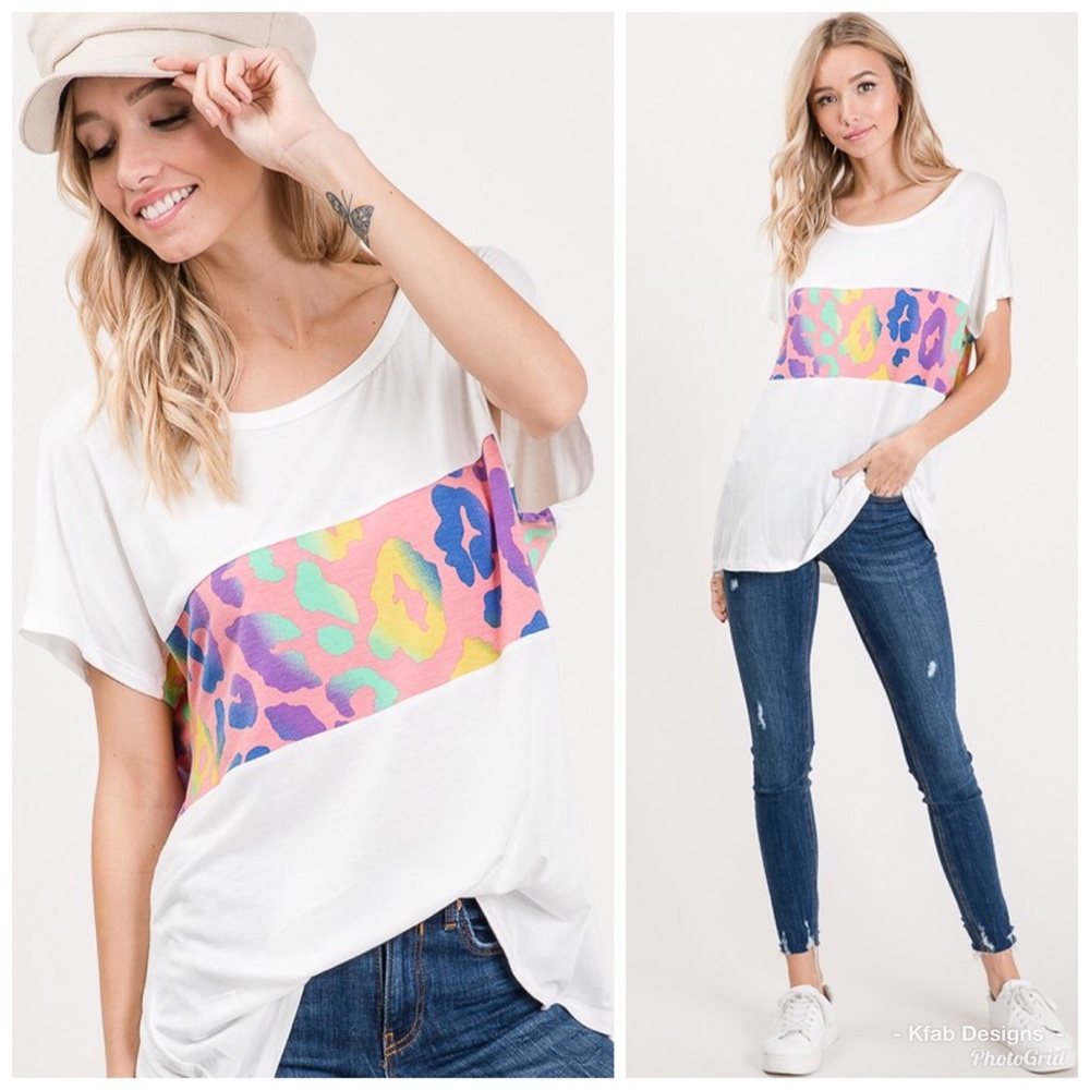 🛍LAST 1! SO Fun! ⚡️ Color Animal Print Top! - Picture 2 of 8